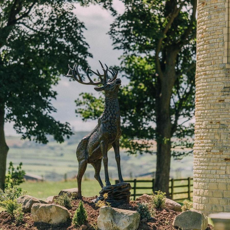 Отель Sneaton Castle Уитби Экстерьер фото